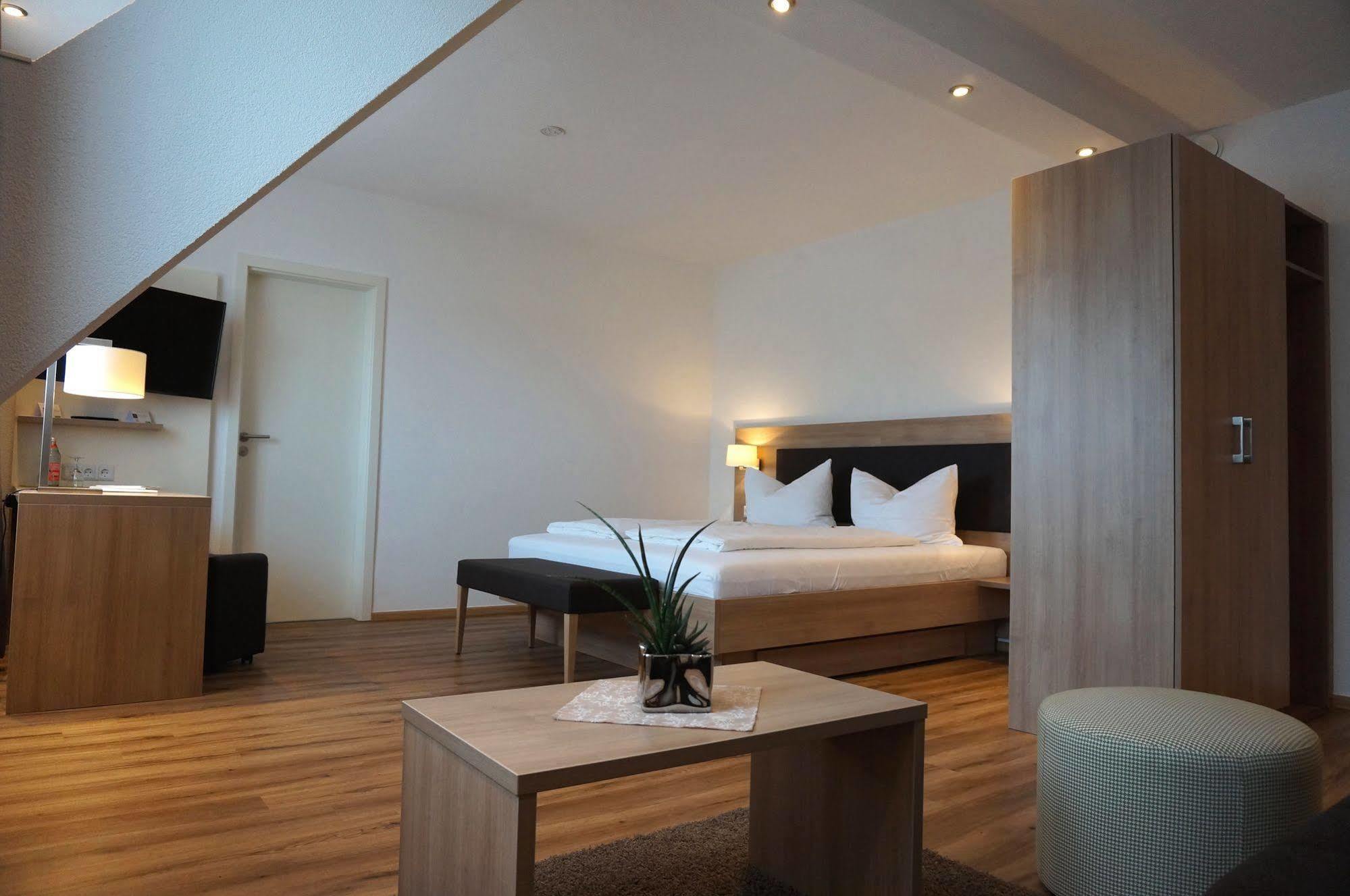 Flair Hotel Gruener Baum Donaueschingen Bagian luar foto