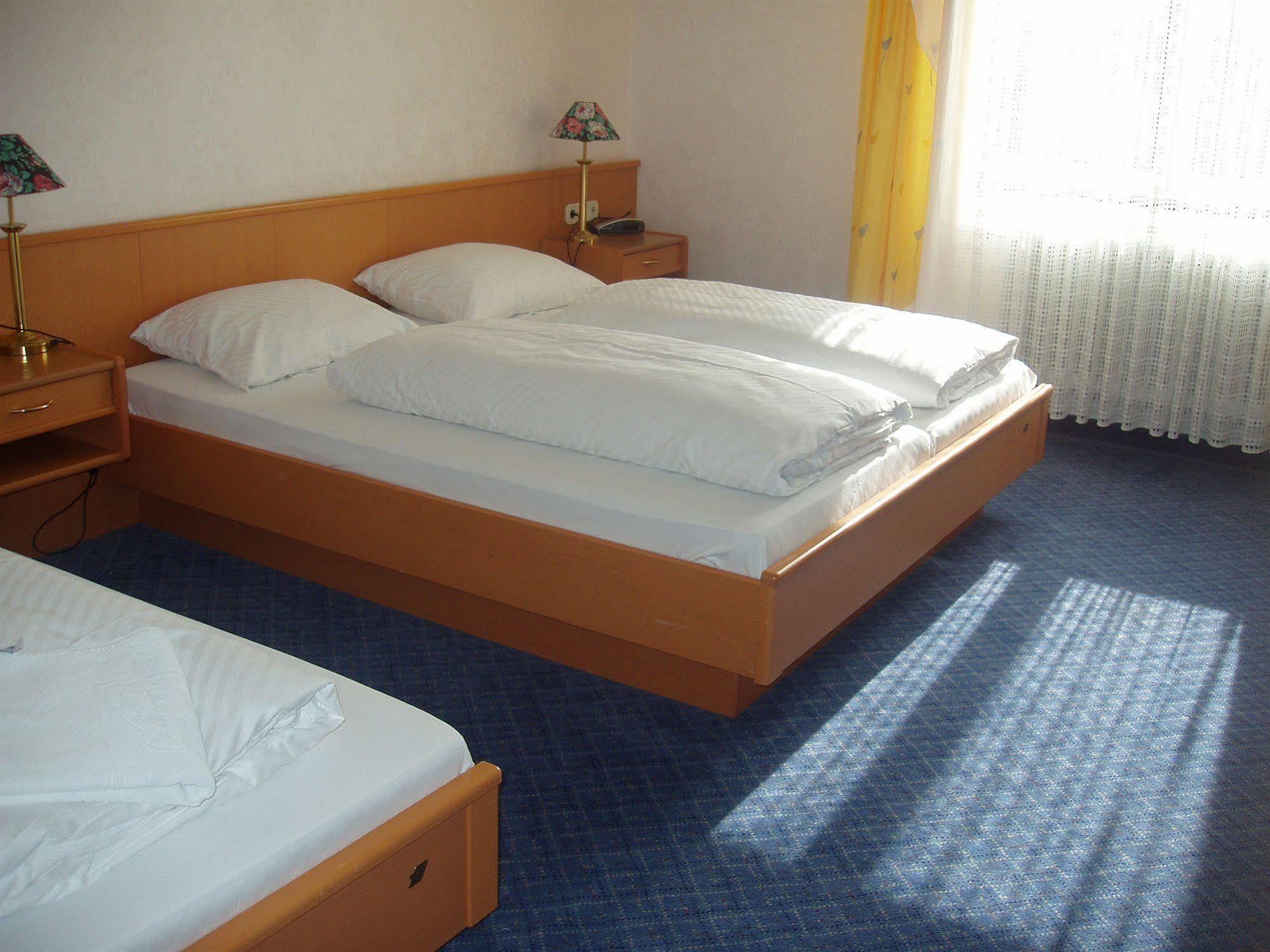Flair Hotel Gruener Baum Donaueschingen Bagian luar foto