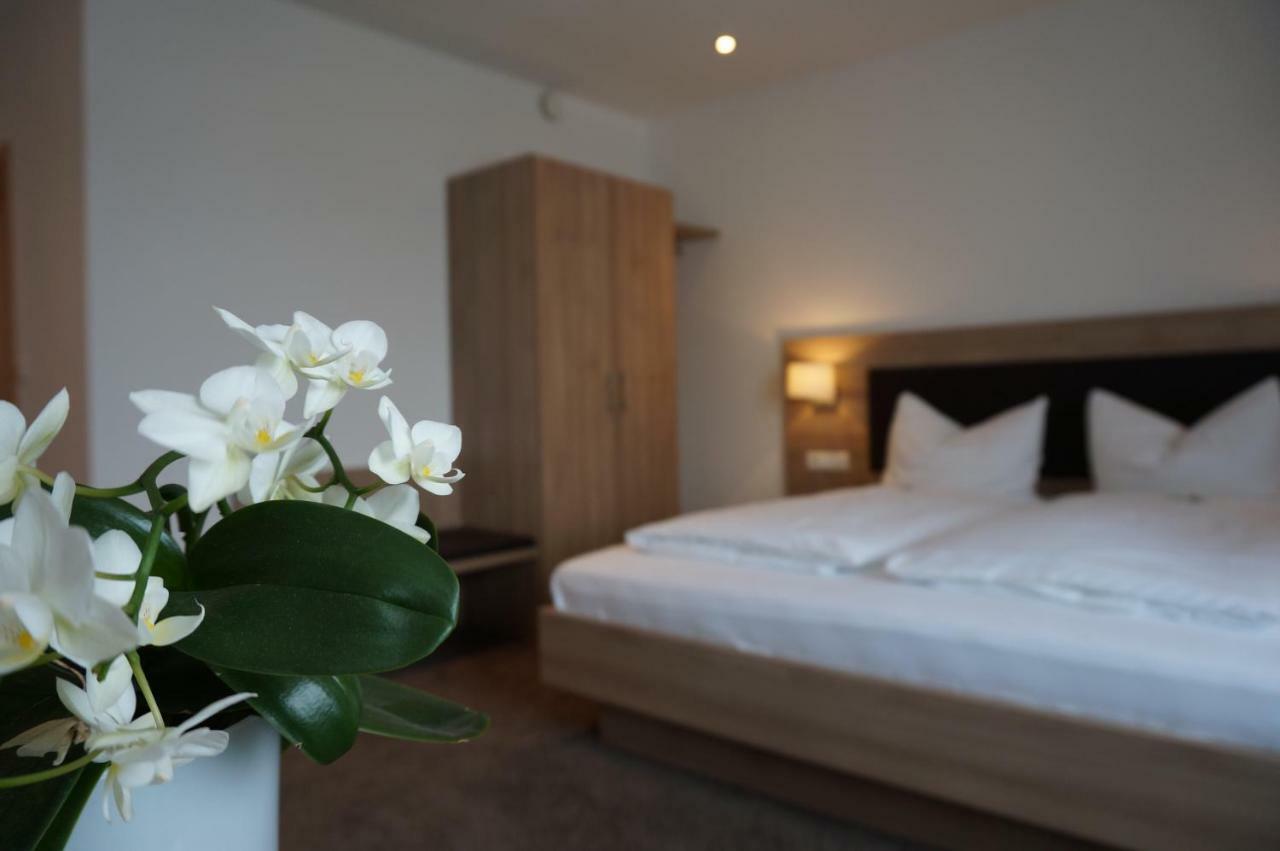 Flair Hotel Gruener Baum Donaueschingen Bagian luar foto